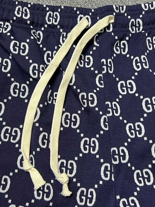 ブランドハーフパンツ着用イメージ